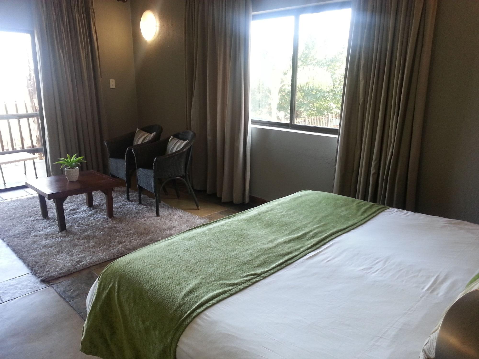 Ebundu Lodge White River Bagian luar foto