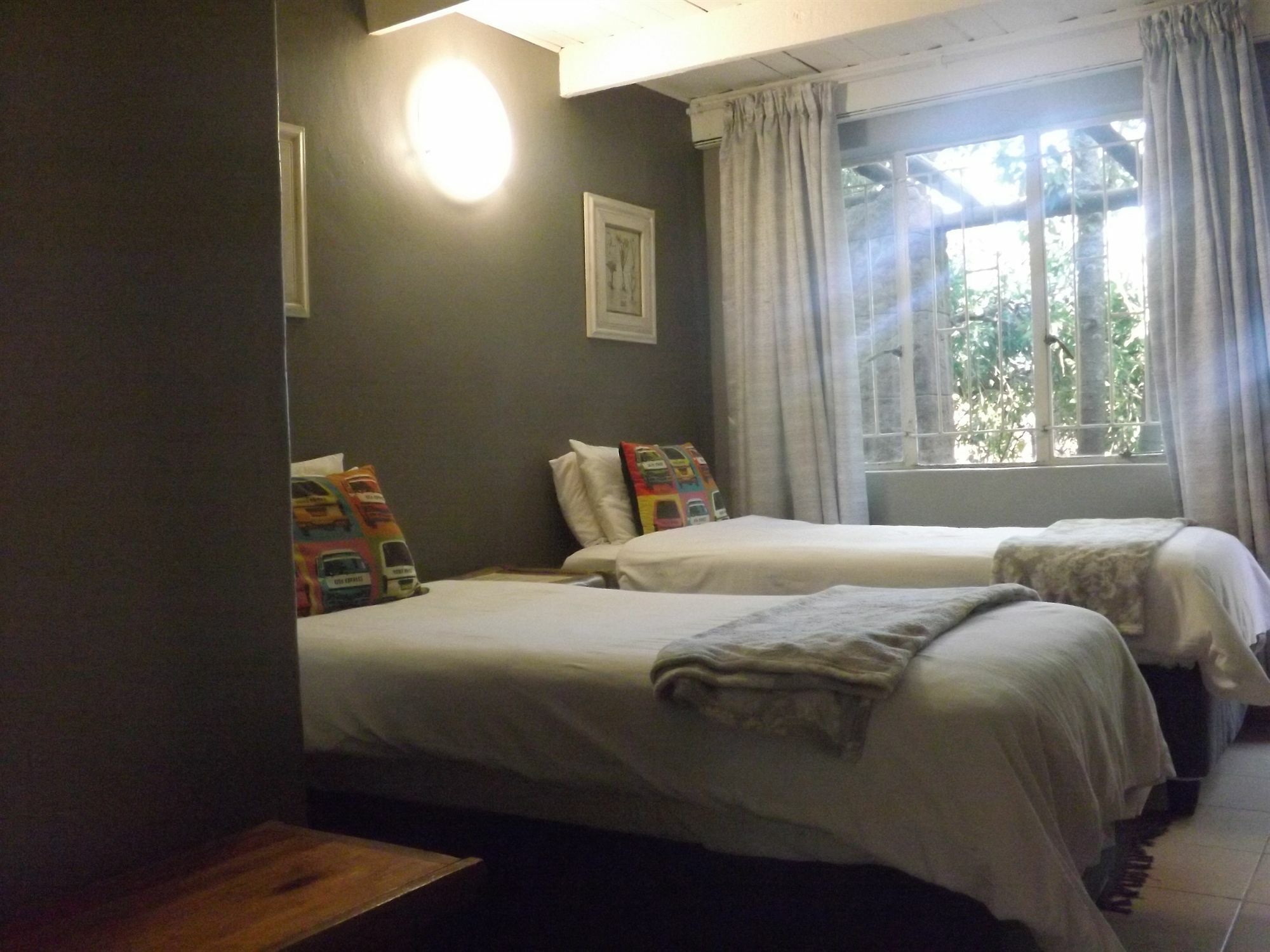 Ebundu Lodge White River Bagian luar foto